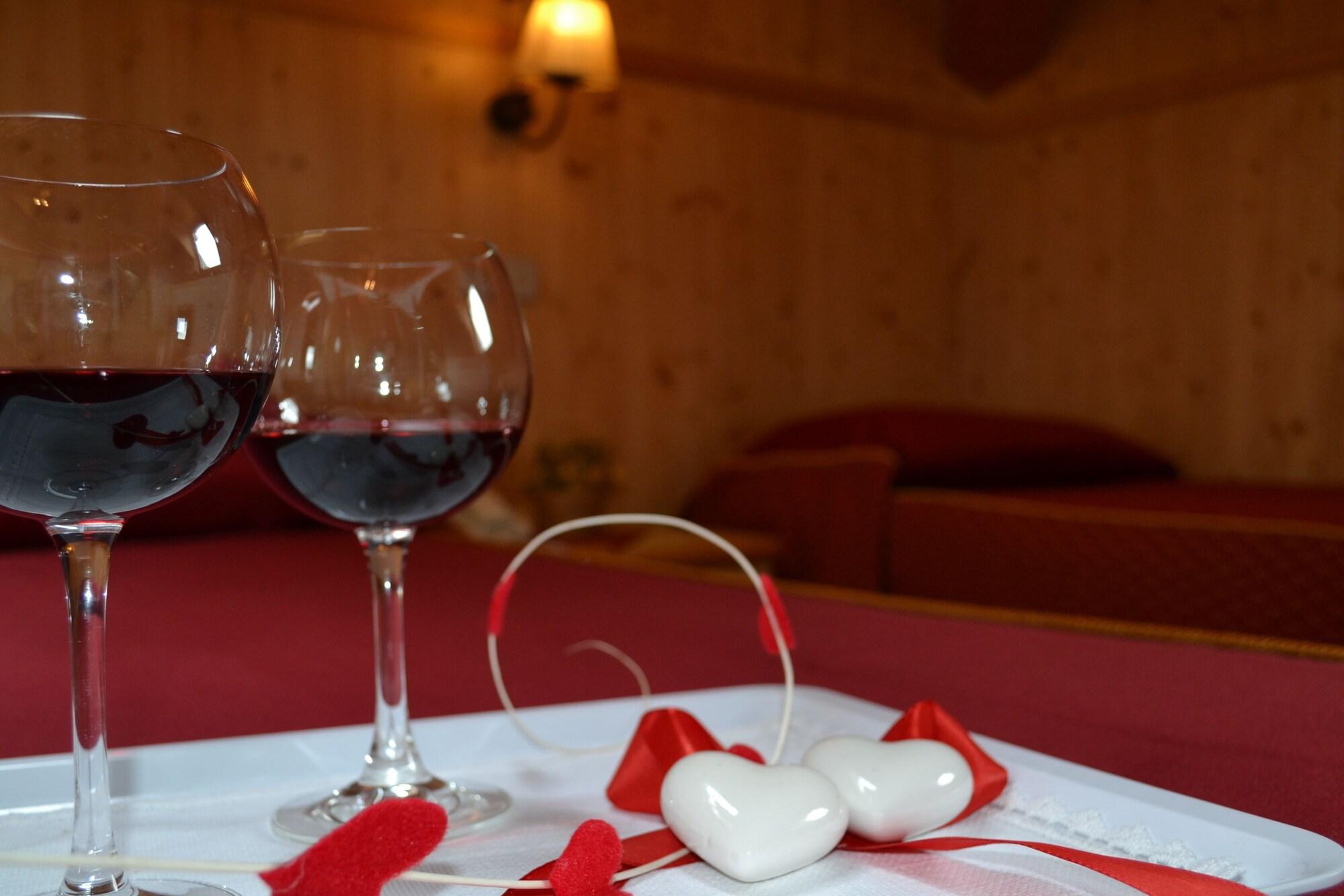 Hotel Corona Карано Экстерьер фото