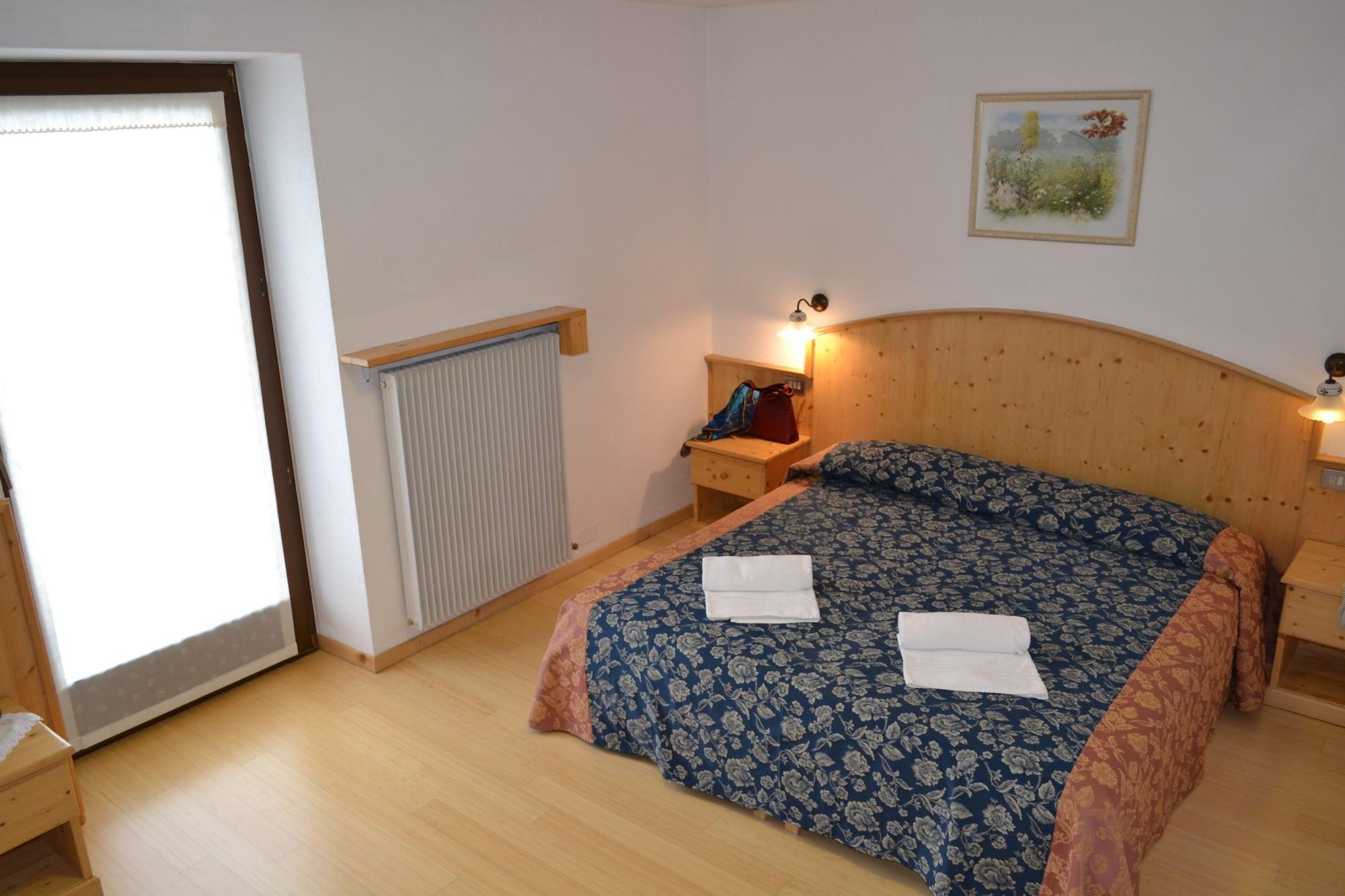 Hotel Corona Карано Экстерьер фото