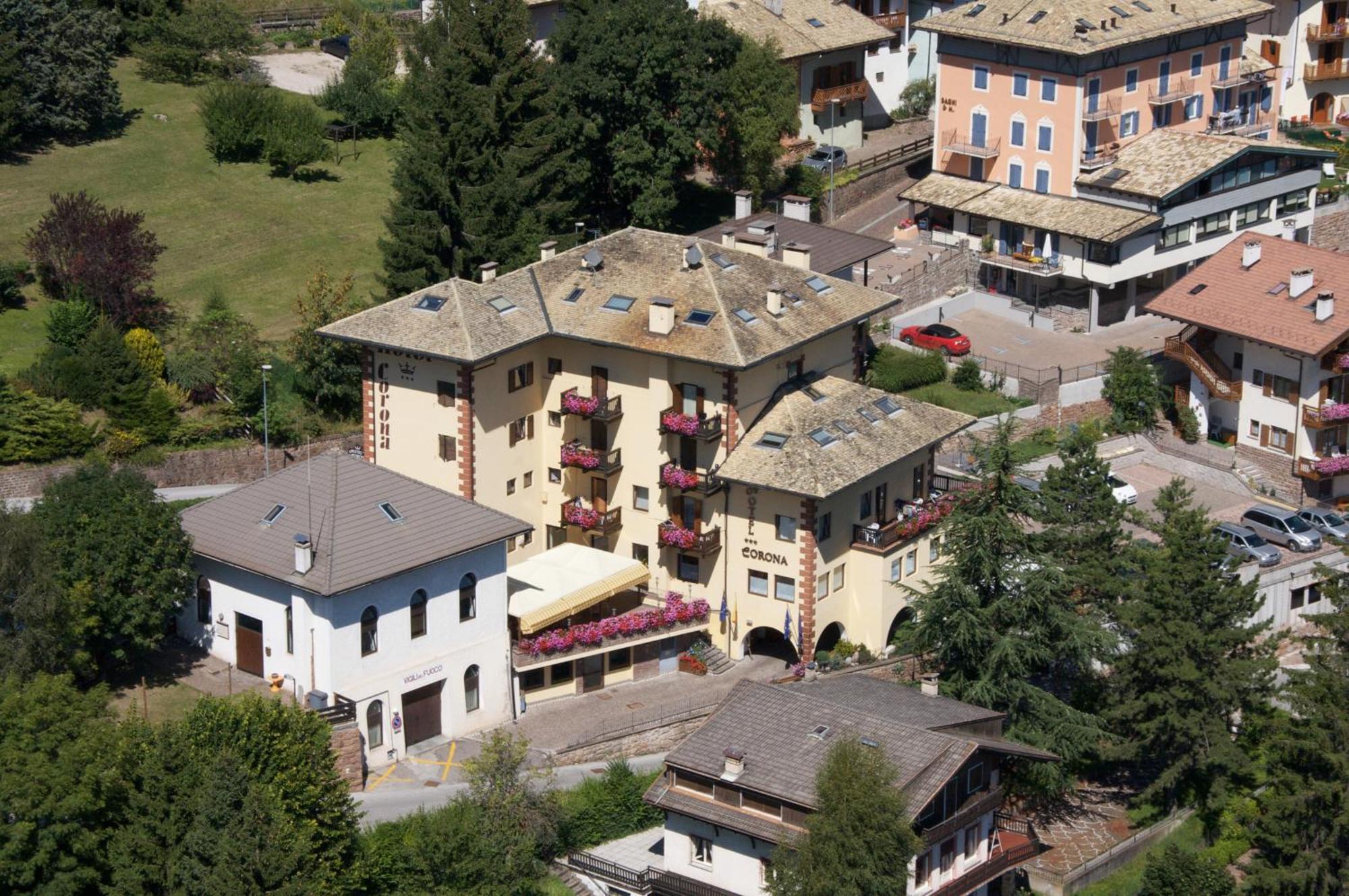Hotel Corona Карано Экстерьер фото