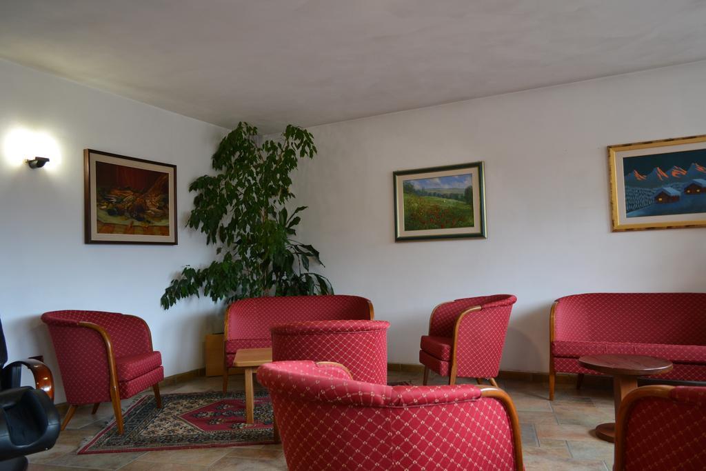 Hotel Corona Карано Экстерьер фото
